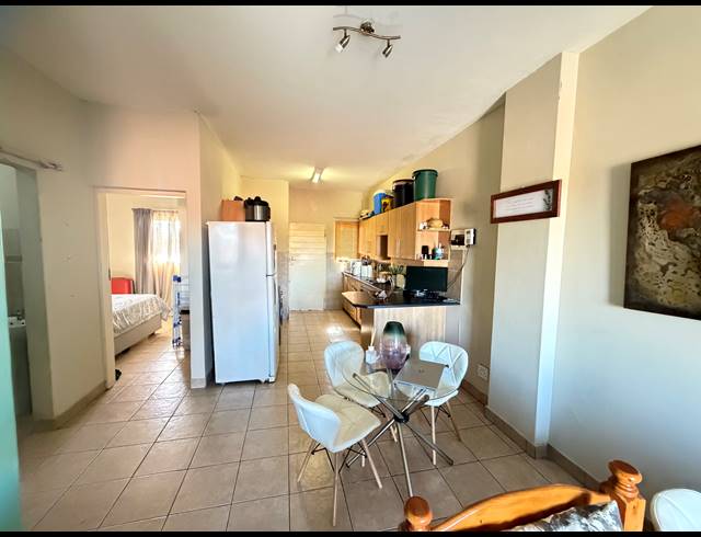 2 BEDROOM APARTMENT FOR SALE IN MOUNTAIN VIEW